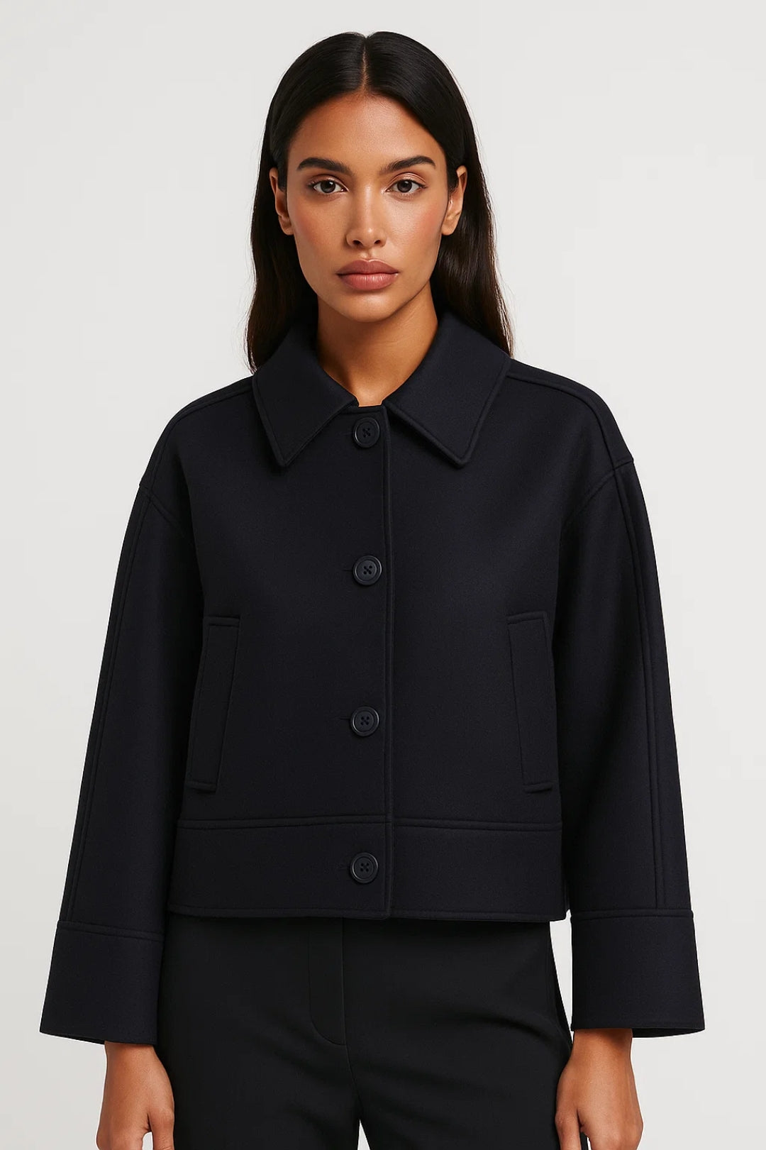 Chaqueta Corta | Diseño Minimalista | Forrada y Cálida