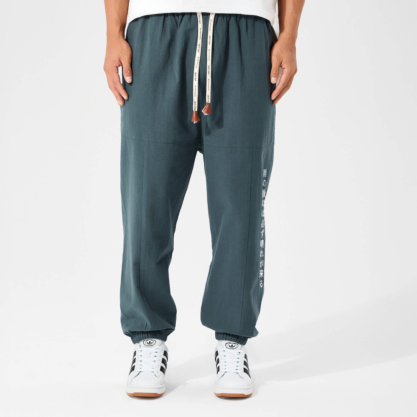 Andrés – Pantalón Deportivo Suelto Casual