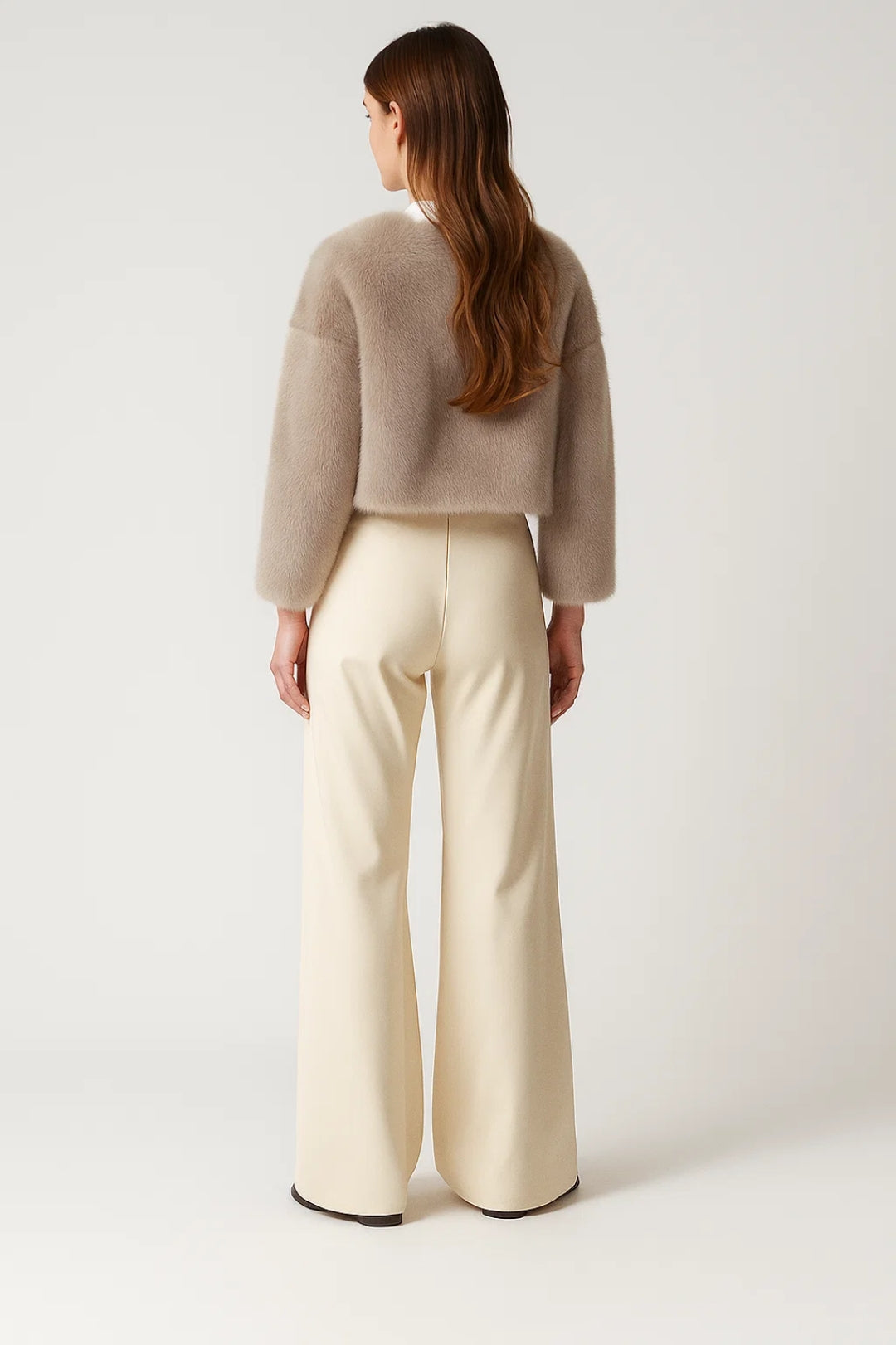 Corta Chaqueta de Piel Sintética | Look Lujoso | Negro o Beige